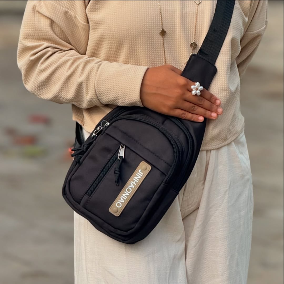👜 urbanpetite – ₹549[🖤noir – bold black]✨ minimal. chic. everyday ready.meet the bag that fits (1)
