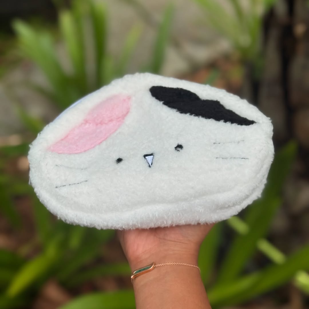 😺🎀 peekapurr – ₹339let your essentials peek out in the cutest way!these cat ear cuties are her 😺🎀 peekapurr – ₹339let your essentials peek out in the cutest way!these cat ear cuties are her