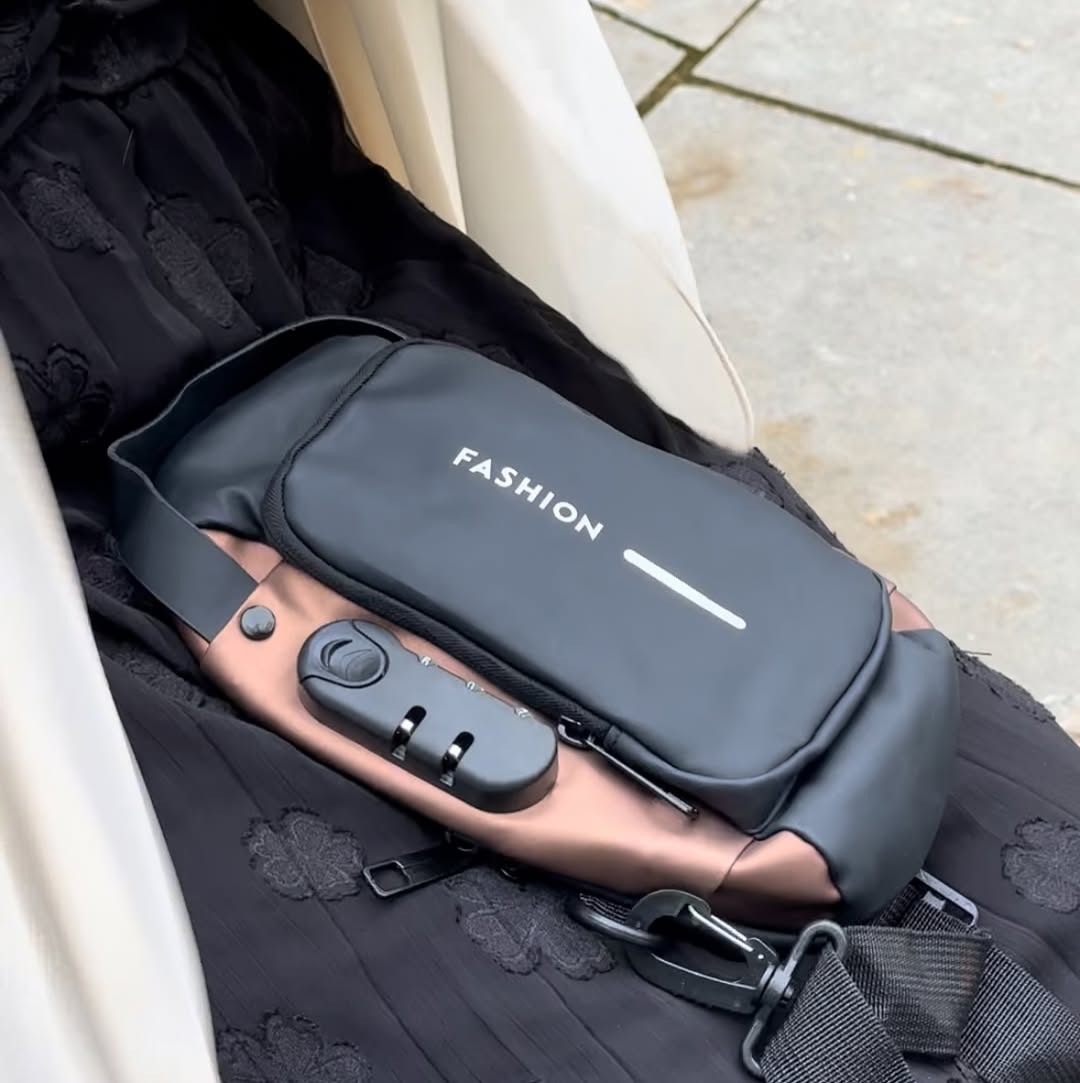 🛡️✨ stormshell mini – ₹619[◼️🟫 bronzecore (black & copper elegance)]compact. tough. travel rea